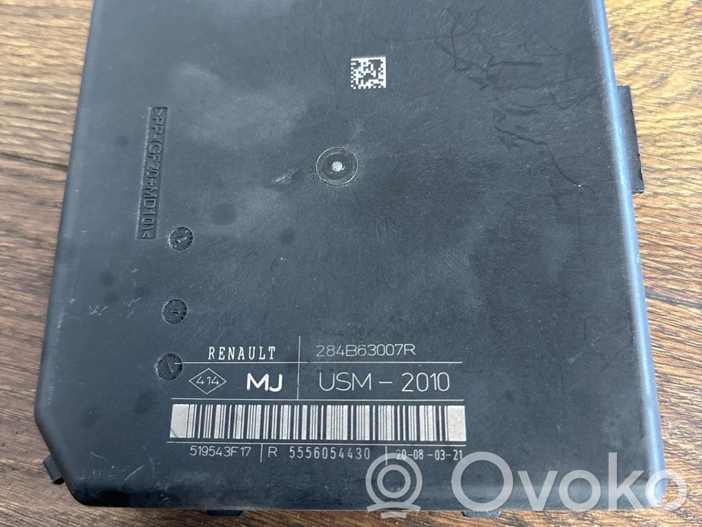 Renault Master III Fuse module 