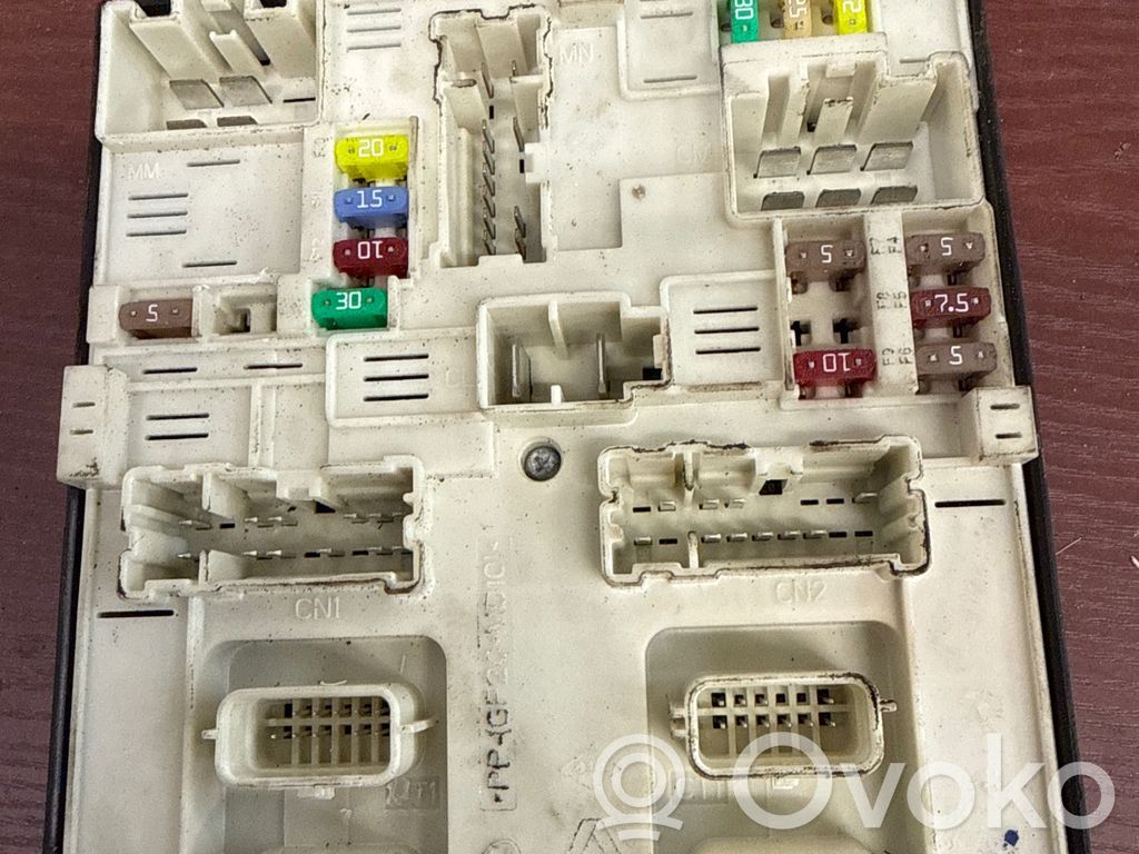 Módulo de fusible   284B67365R