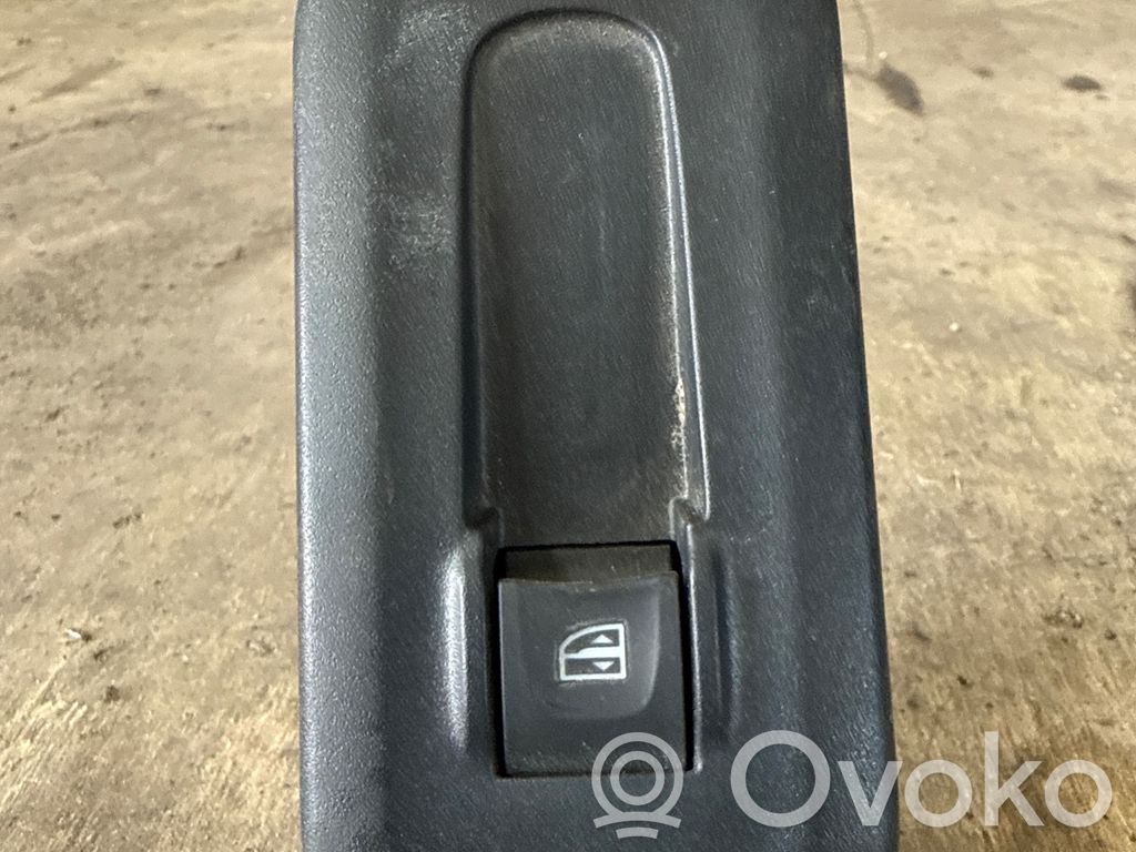Nissan NV400 Electric window control switch 