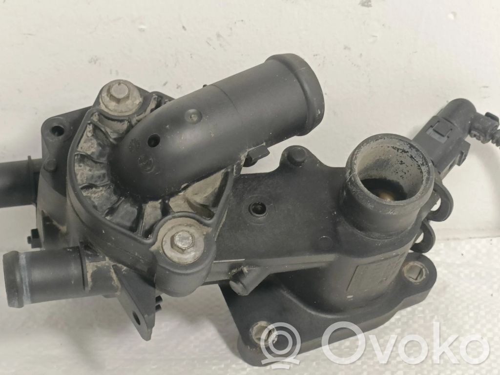 Termostaatin kotelo   032121111,032121111AT,032121111BJ,032121111T,32121110C,32121111BM,32121121J