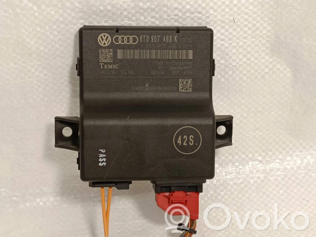 Väylän ohjainlaite   8T0907468K,080608