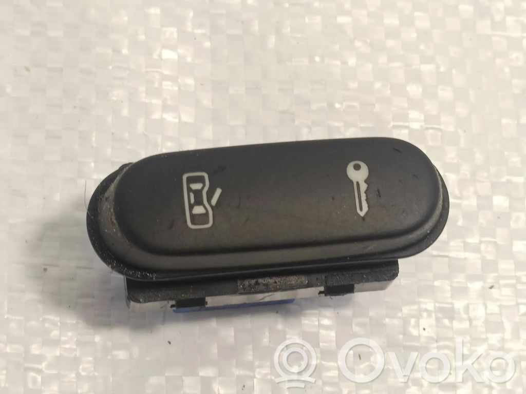 Botón interruptor de bloqueo de puertas   5P0962125,080502S