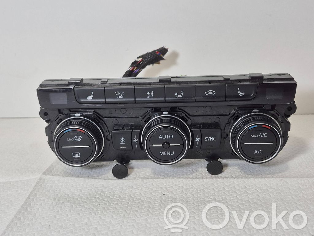Volkswagen PASSAT B8 Unitate control climatizare 