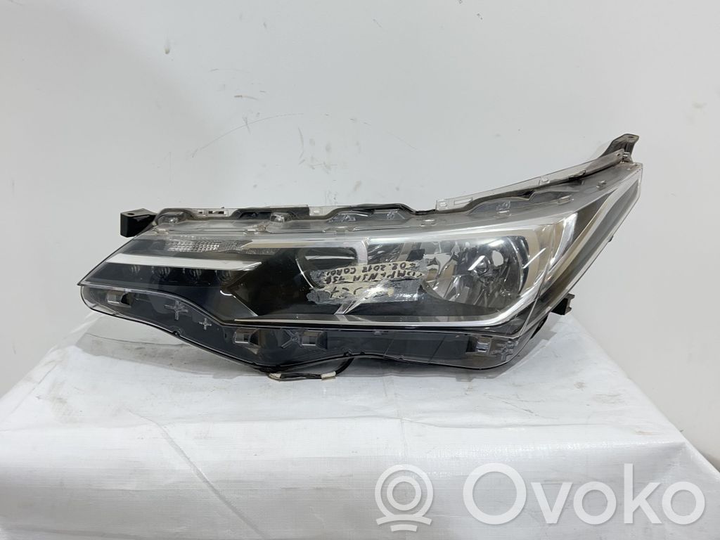 Toyota Corolla E160 E170 Phare frontale 