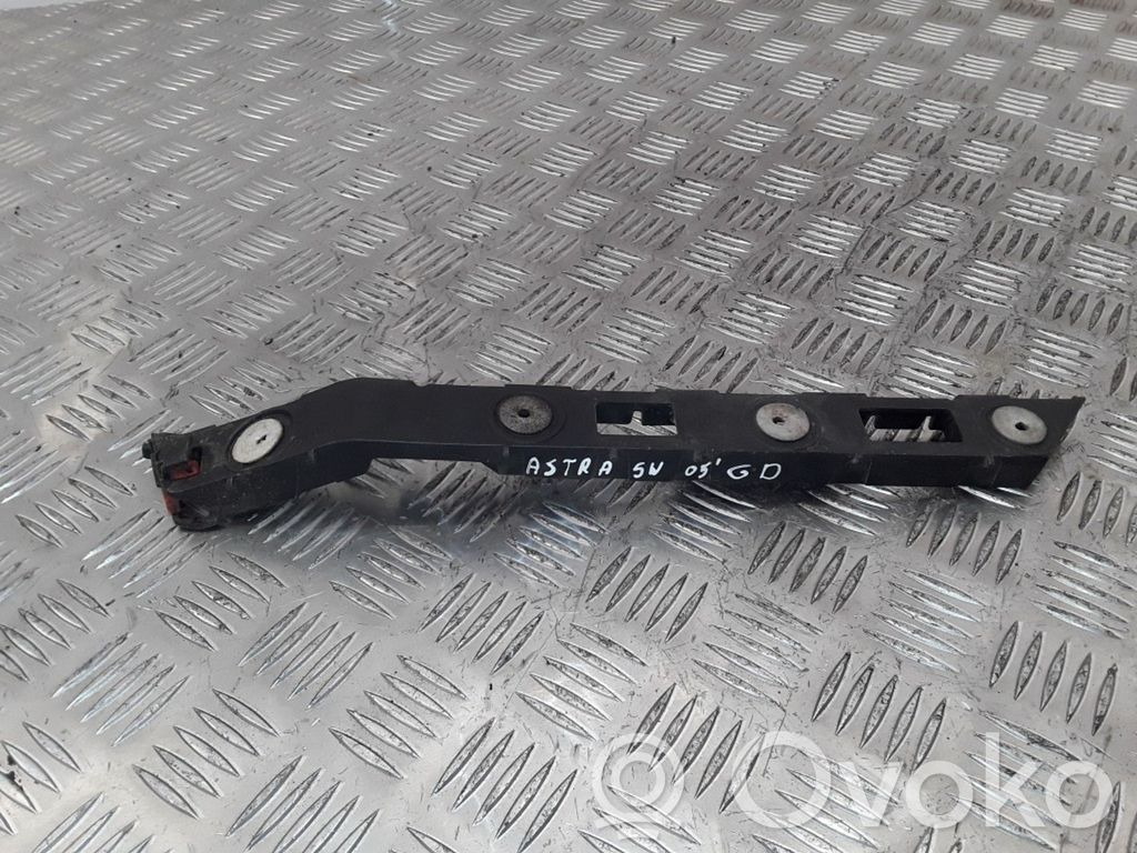 Opel Astra H Rear bumper mounting bracket 