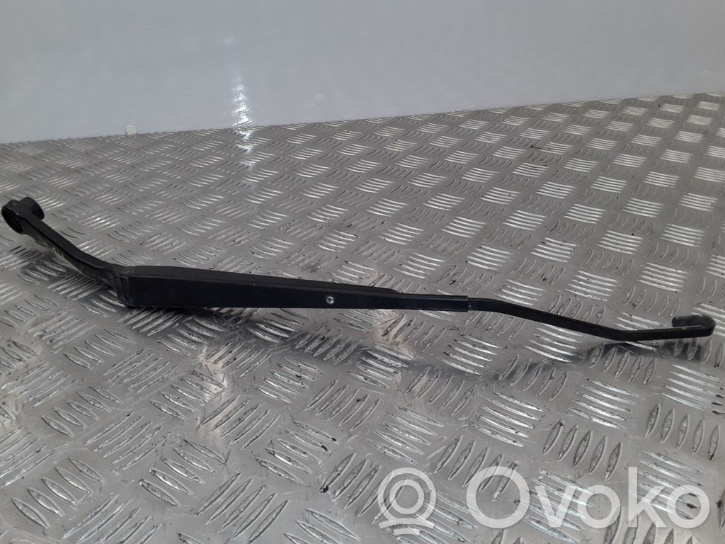 Mazda 6 Front wiper blade arm 