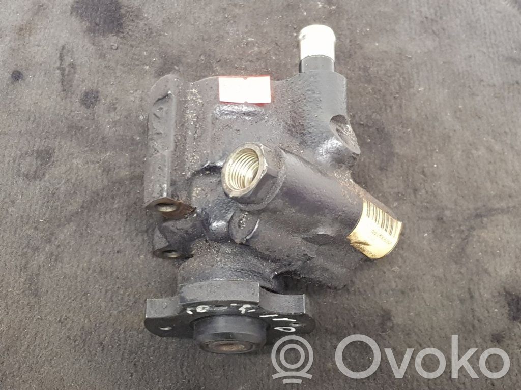 Citroen C5 Power steering pump 