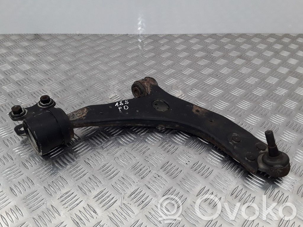 Volvo S40 Front lower control arm/wishbone 