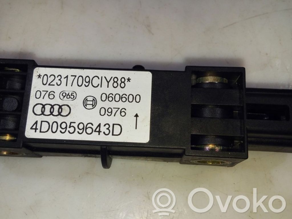 Audi A8 S8 D2 4D Airbag deployment crash/impact sensor 