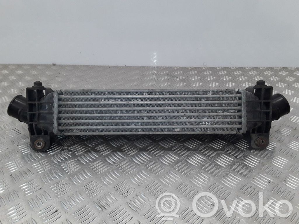 Ford Mondeo Mk III Interkūlerio radiatorius 