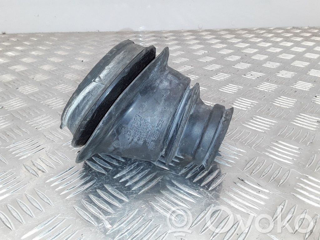 BMW 3 E92 E93 Sonstiges Einzelteil Motorraum 
