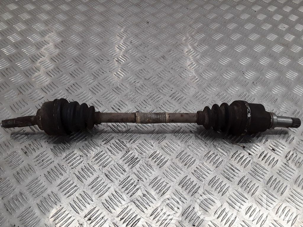 Citroen C3 Priekšējā pusass 