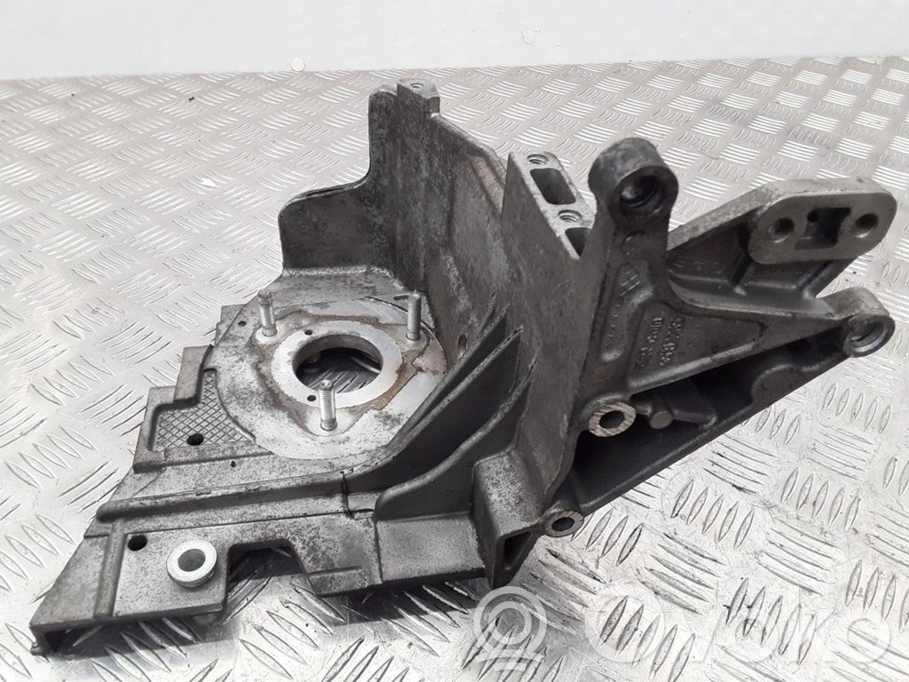 Alfa Romeo GT Fuel pump bracket 