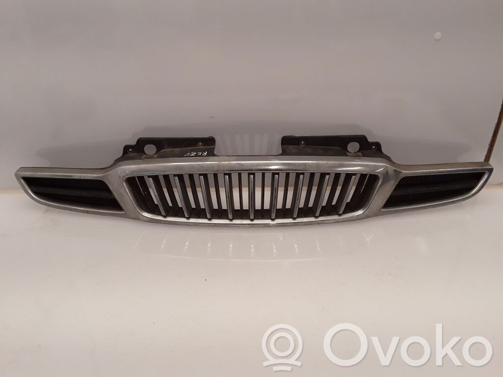 Daewoo Tacuma Front bumper upper radiator grill 