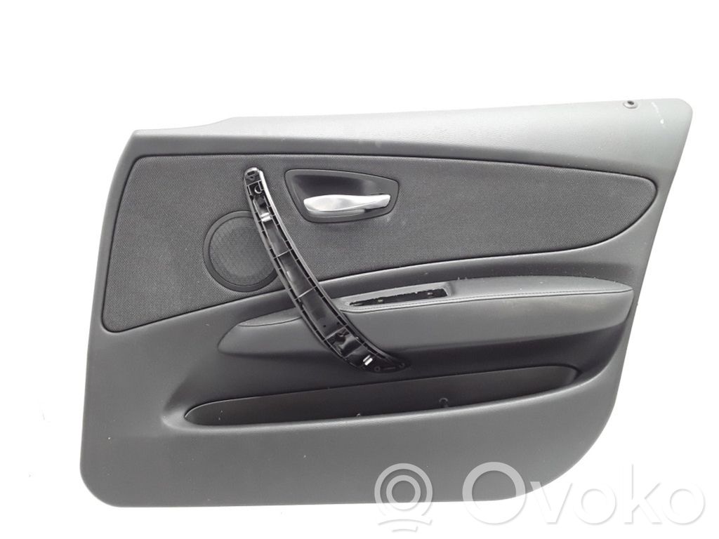 BMW 1 E81 E87 Etuoven verhoilu 