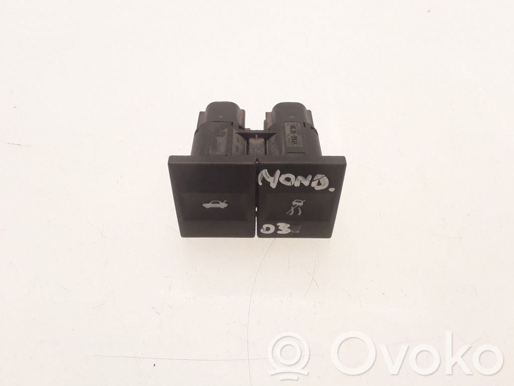 Ford Mondeo Mk III ESP (stability program) switch 