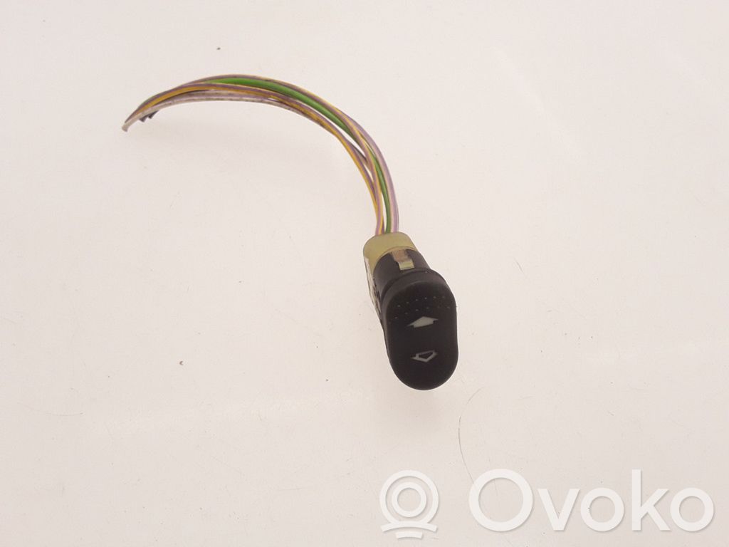 Ford Focus Electric window control switch 