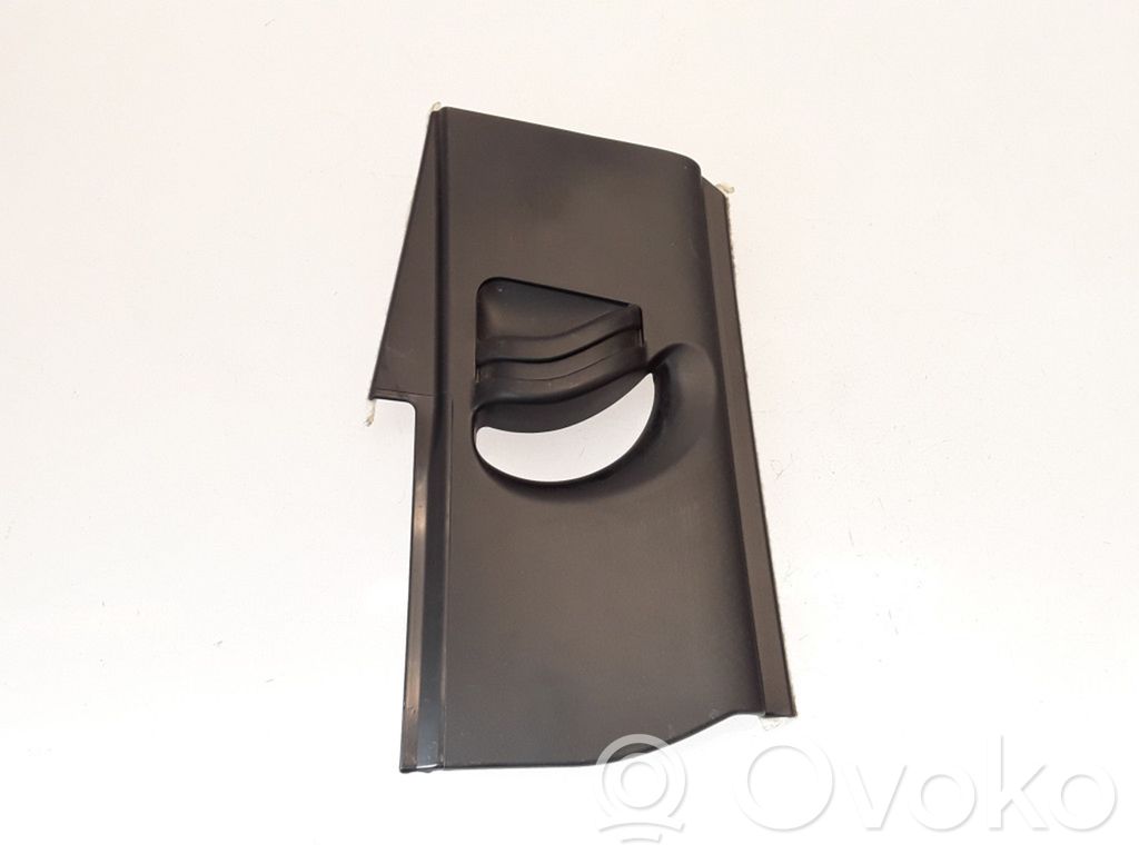 Osłona górna słupka / B   4G8867293,4G8867293,4G8867293A