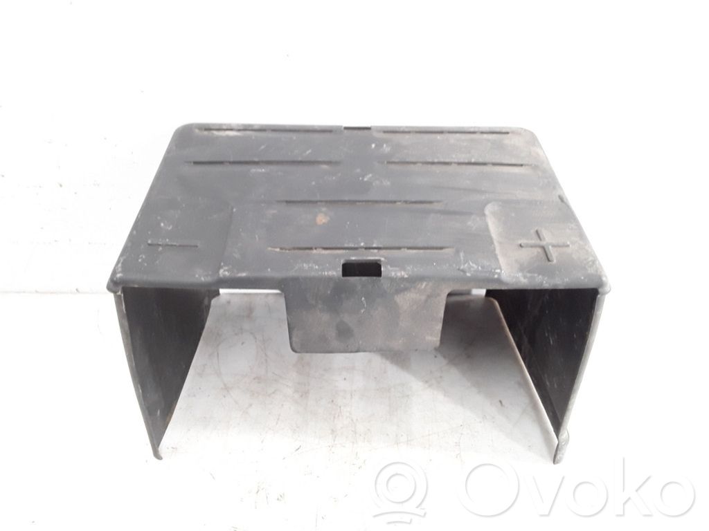 Saab 9-5 Dangtis akumuliatoriaus dėžės 
