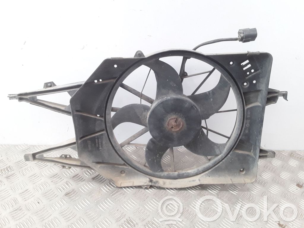 Ford Focus Elektrisks radiatoru ventilators 