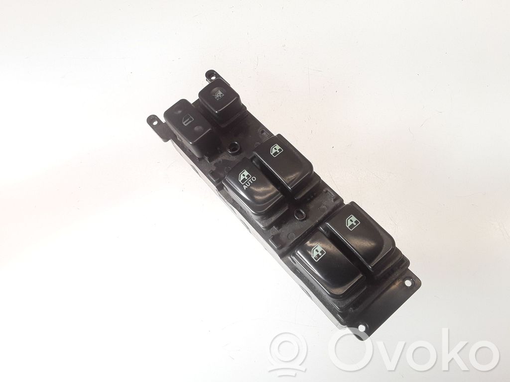 Hyundai Sonata Electric window control switch 