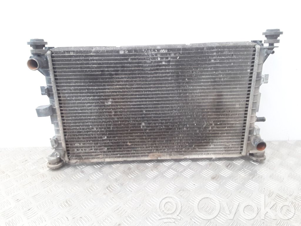 Ford Focus Dzesēšanas šķidruma radiators 