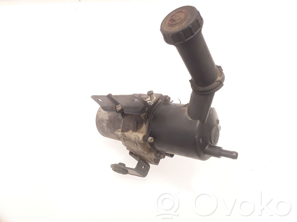 Citroen C4 I Power steering pump 