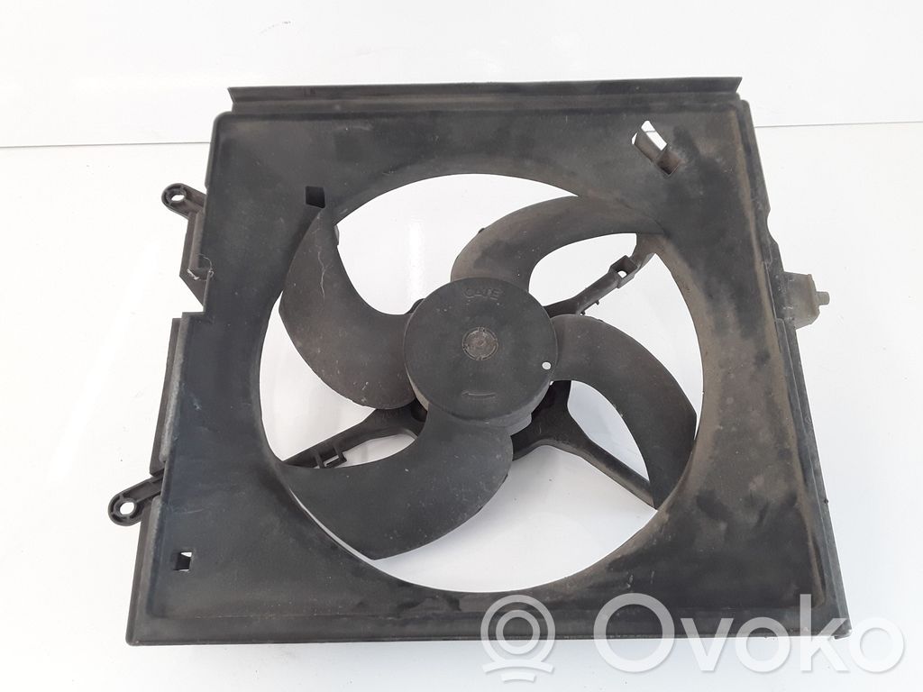 Mitsubishi Carisma Elektrisks radiatoru ventilators 