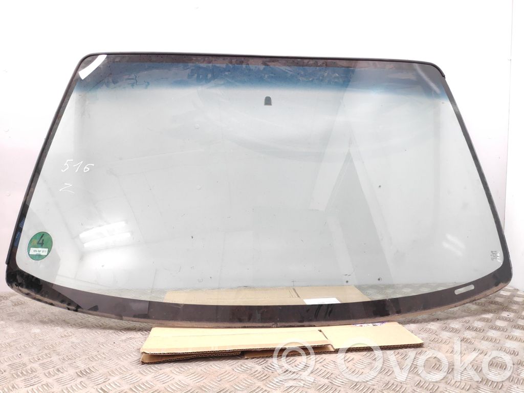 Ford Maverick Front windscreen/windshield window 