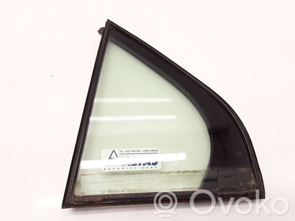Ventanilla de ventilación de la puerta trasera   E643R00033,AS2,DOT2G