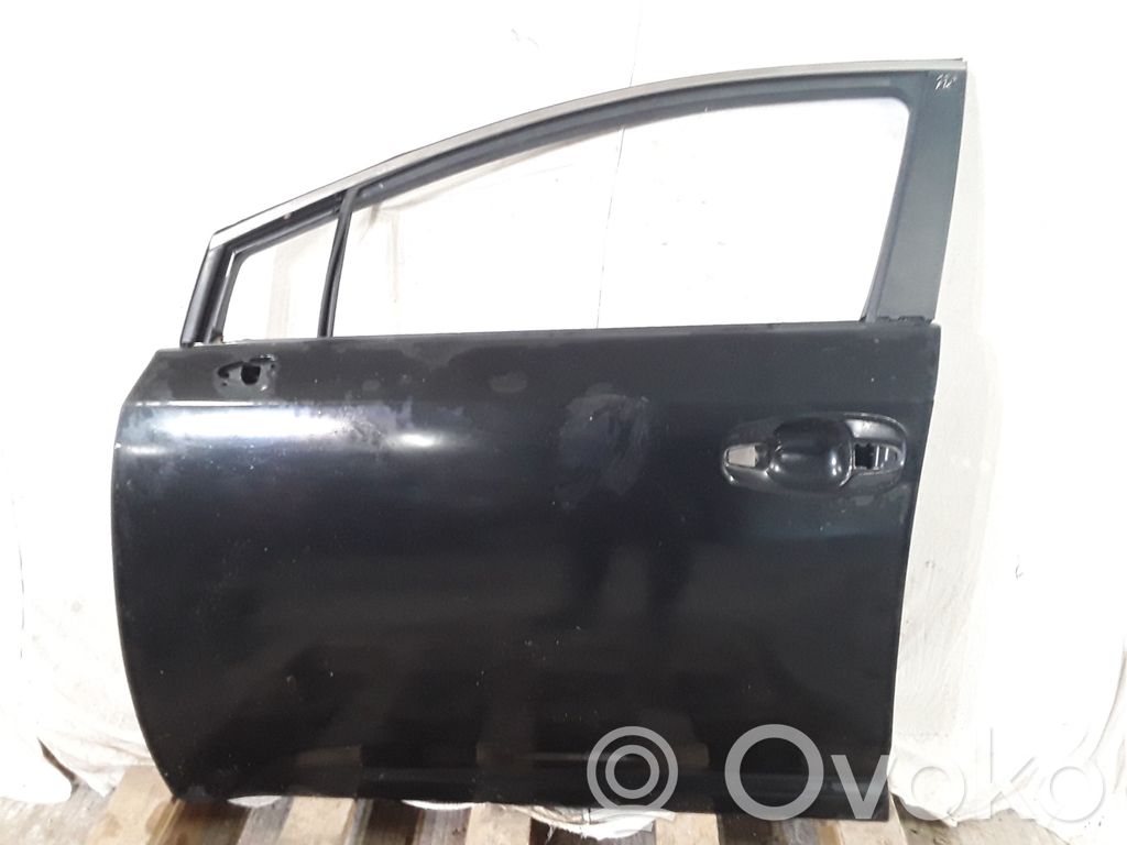 Toyota Avensis T270 Priekinės durys 