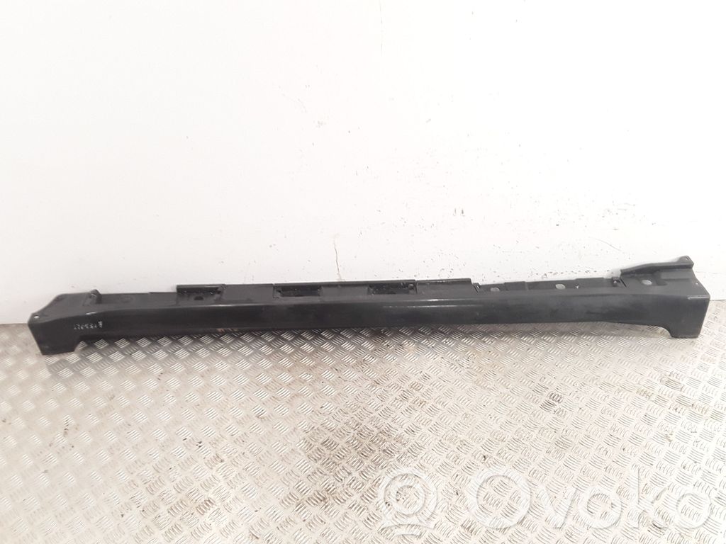 Toyota Avensis T270 Slenkstis 