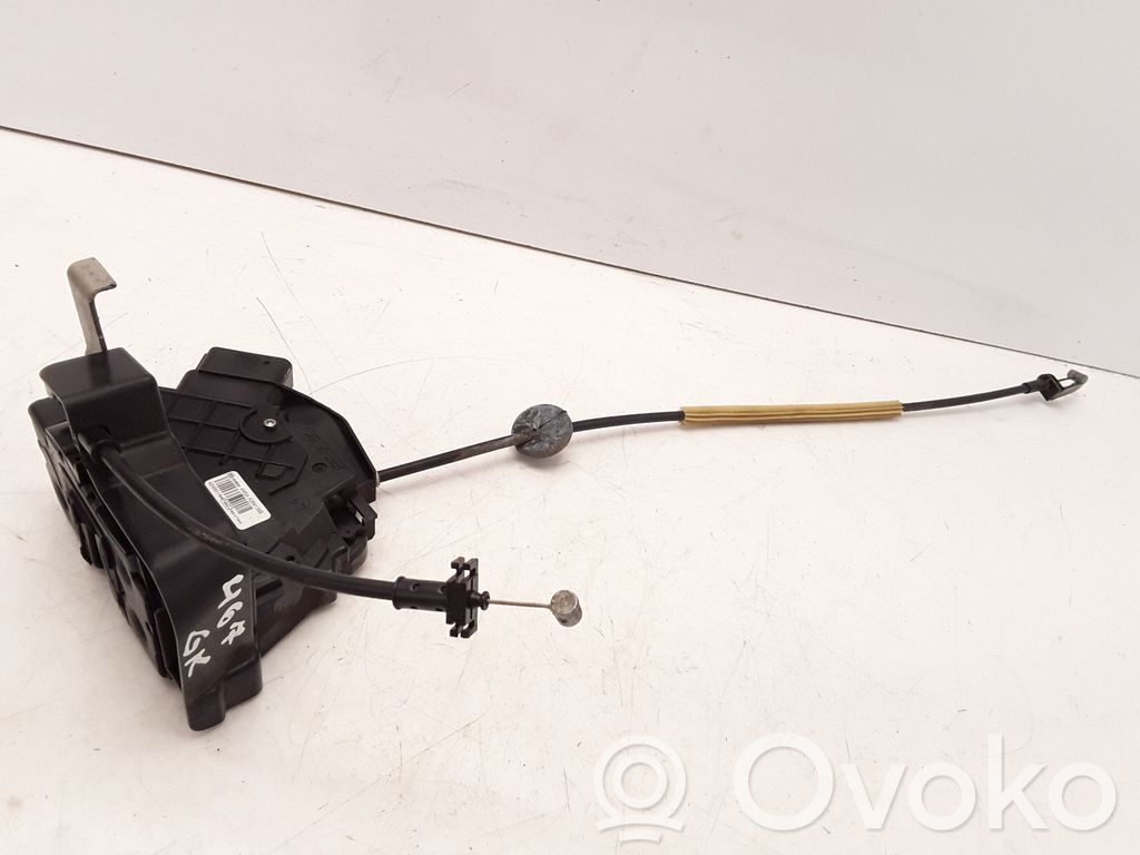 Ford Focus Takaoven lukko 