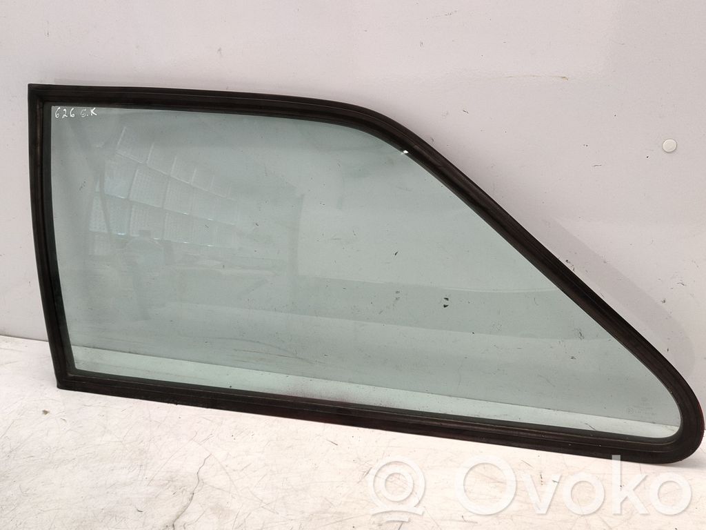 Volkswagen Polo II 86C 2F Rear side window 