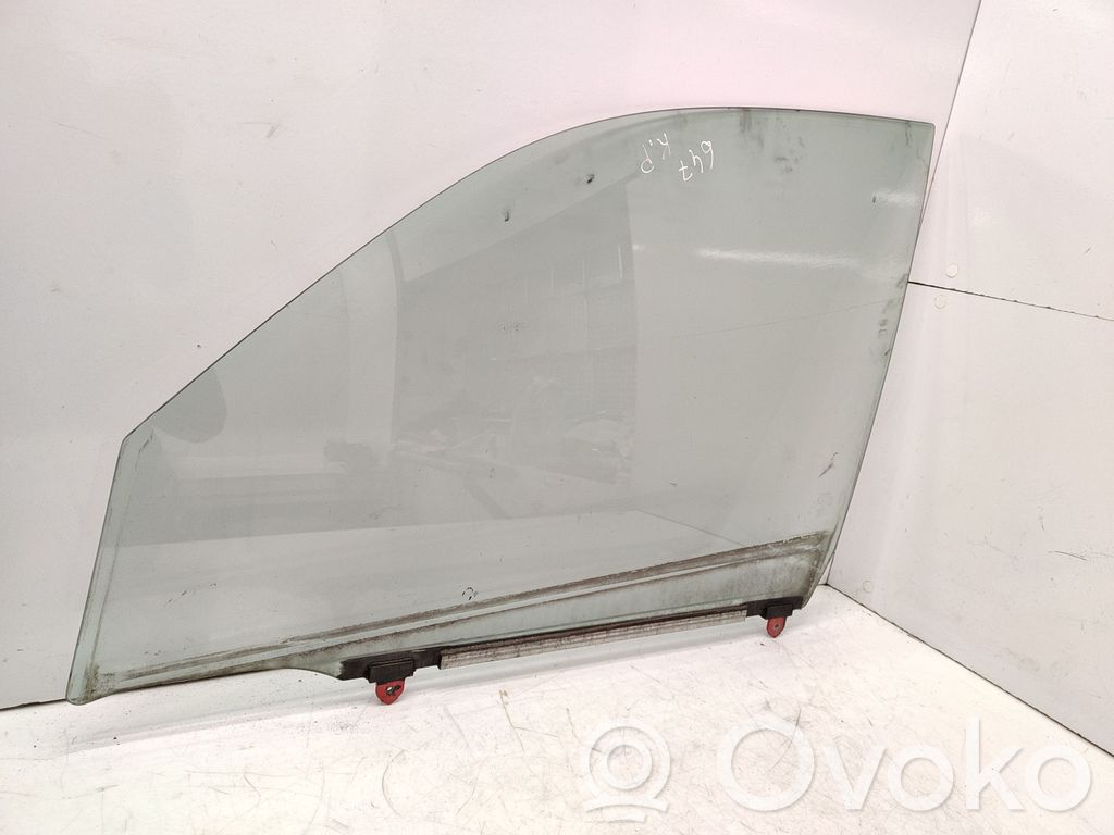 Toyota RAV 4 (XA20) Luna de la puerta delantera cuatro puertas 