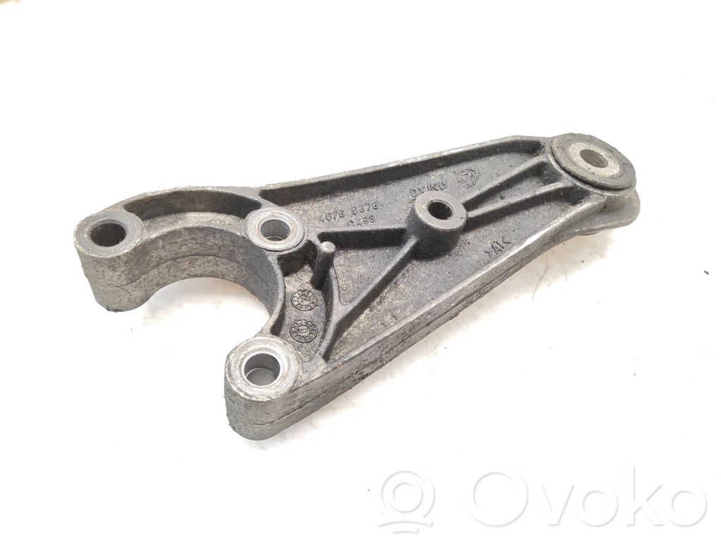 Fiat Bravo Engine mounting bracket 