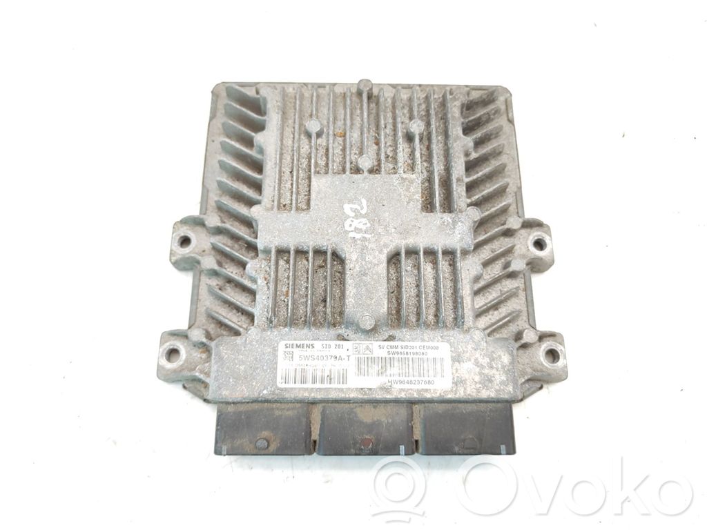 Peugeot 607 Engine control unit/module 