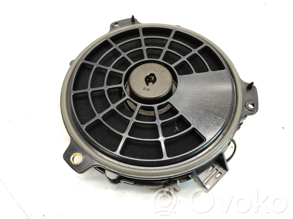 Lancia Thesis Subwoofer-bassokaiutin 