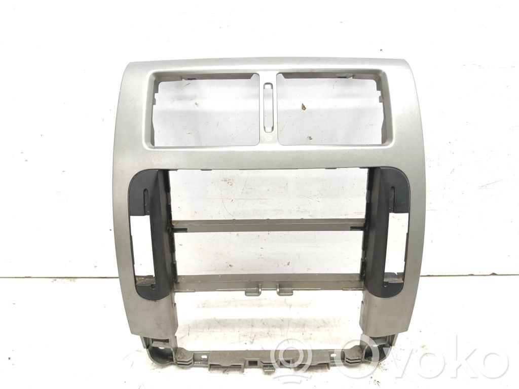 Fiat Scudo Radio/GPS head unit trim 