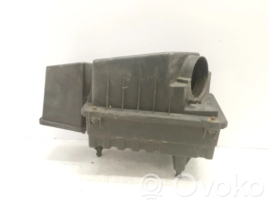 Ford Focus Air filter box 