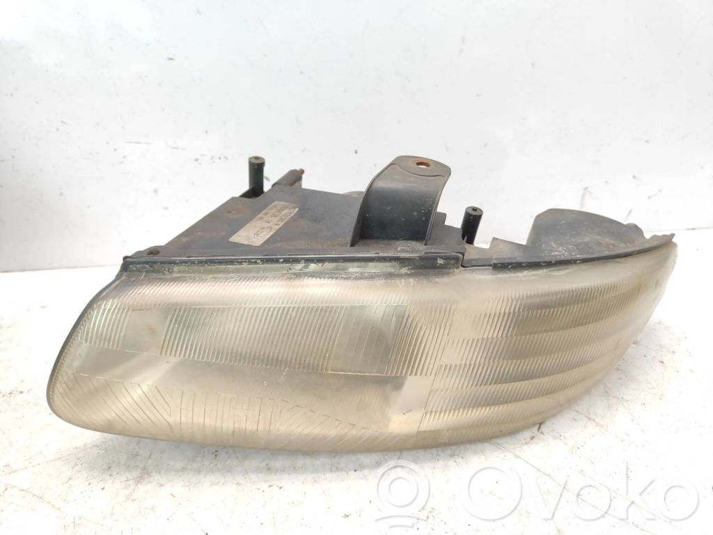 Chrysler Voyager Headlight/headlamp 