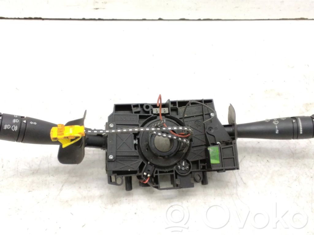 Renault Clio II Wiper turn signal indicator stalk/switch 