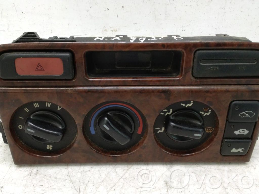 Honda Accord Gaisa kondicioniera / klimata kontroles / salona apsildes vadības bloks (salonā) 