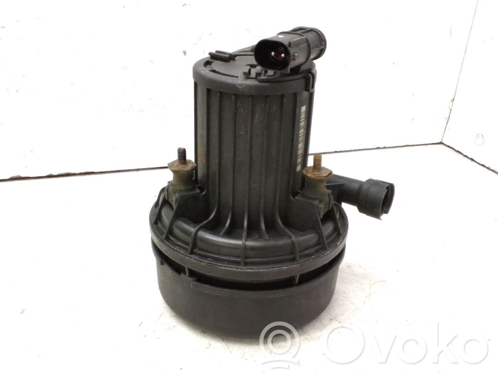 BMW Z4 E85 E86 Secondary air pump 