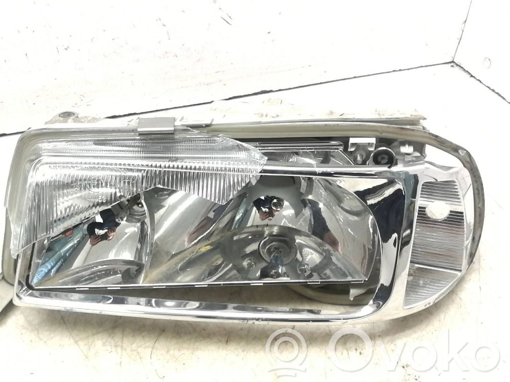 Audi Coupe Scheinwerfer 