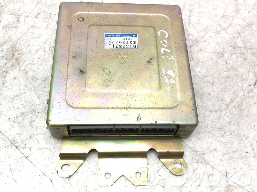 Mitsubishi Colt Engine control unit/module 