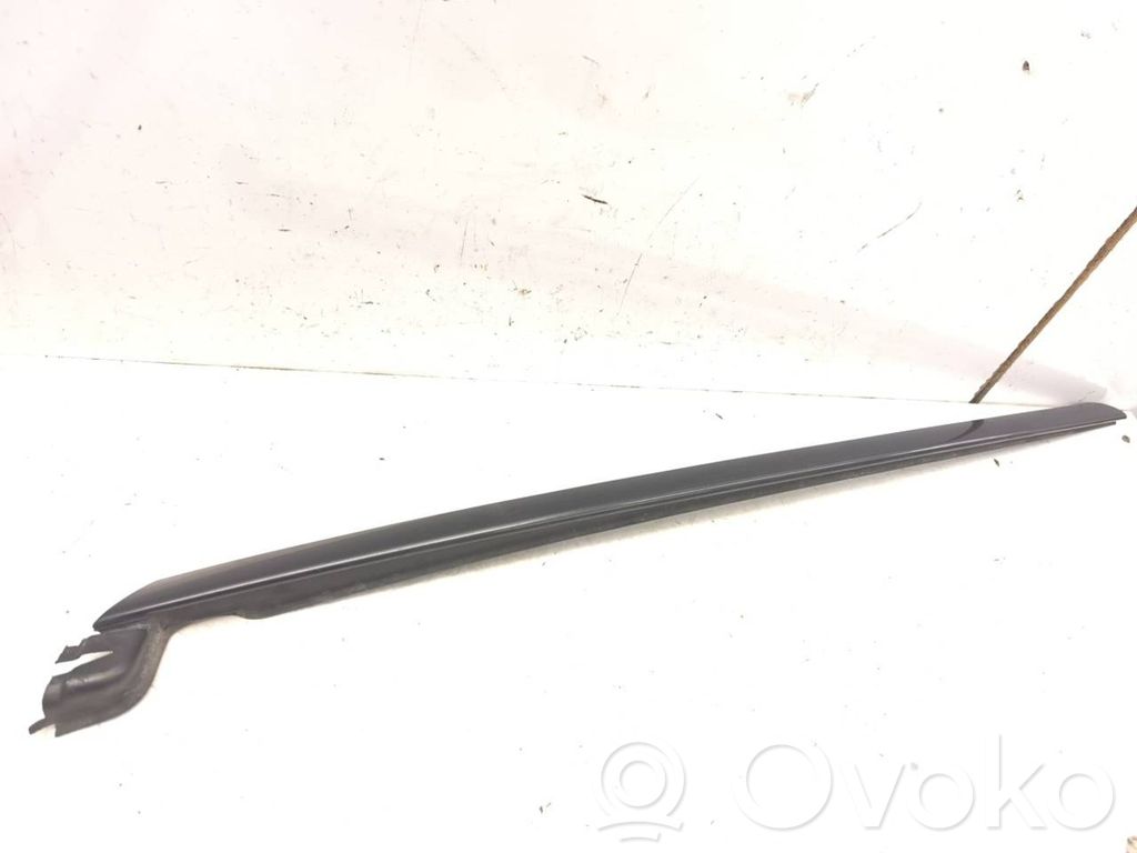 Windshield trim   96563473XC