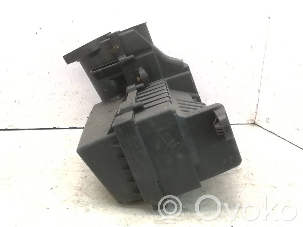 Volkswagen Touran I Cutie filtru aer 