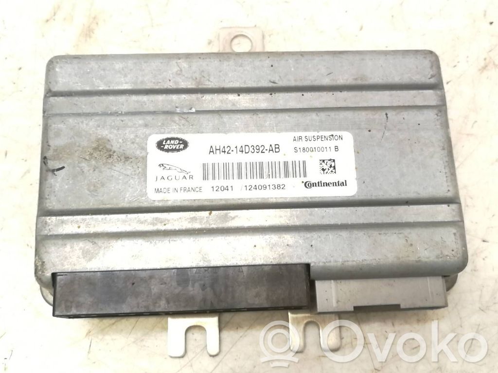 Land Rover Range Rover Sport L320 Sterownik / Moduł tylnego zawieszenia pneumatycznego 