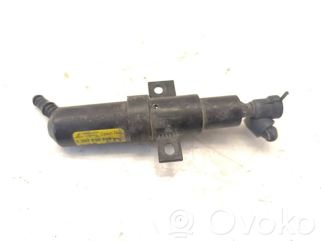 Citroen C6 Dysza spryskiwacza lampy przedniej 